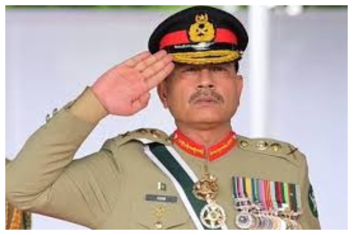 Field Marshal Syed Asim Munir meets participants of the National Workshop Balochistan