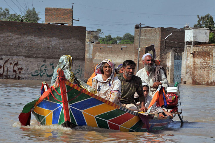 Widespread downpours expected across North & Central Pakistan