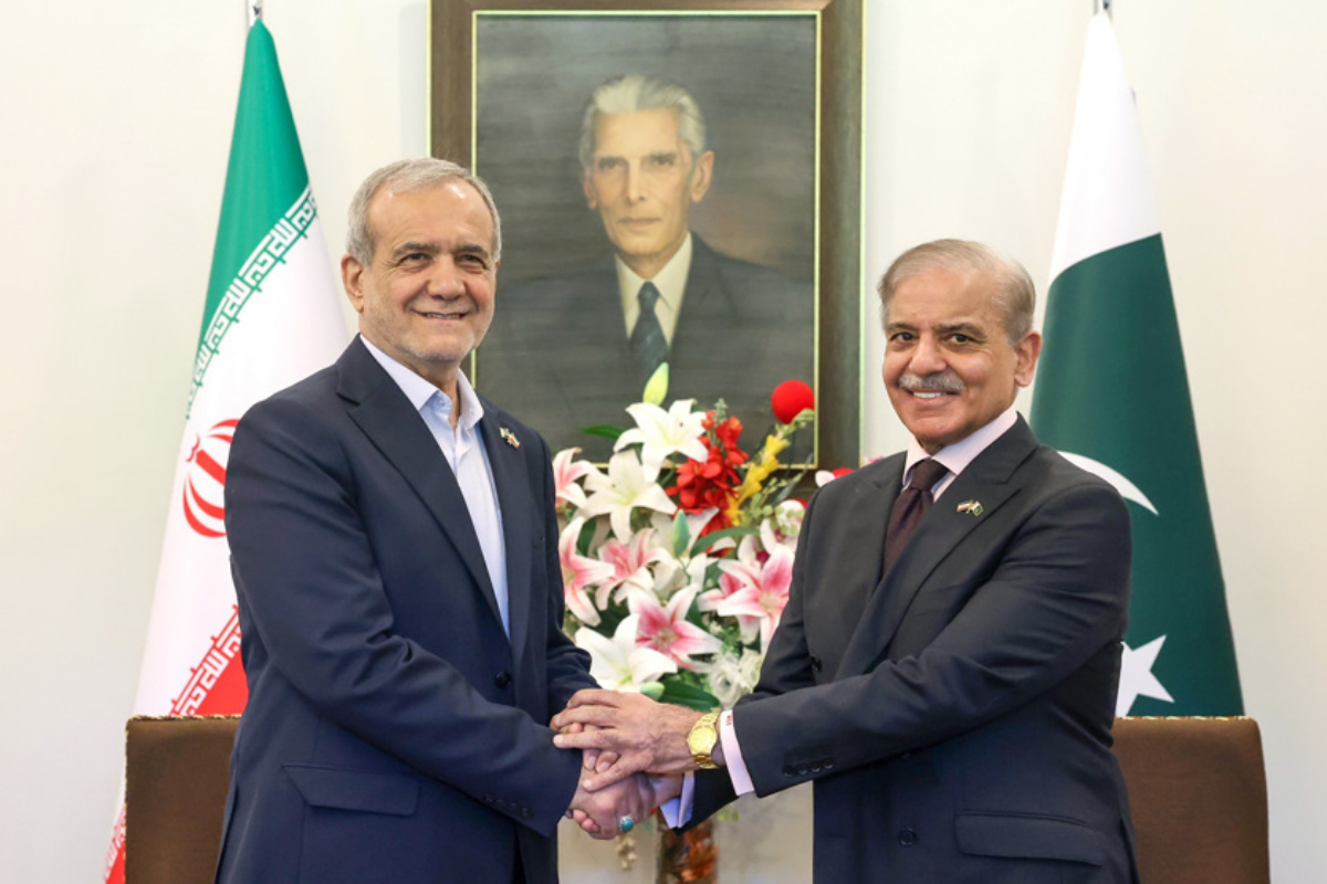 President Pezeshkian claims Iran will always remember Pakistan’s support