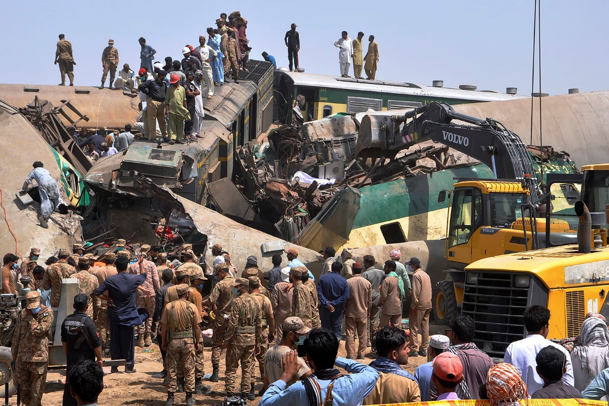 Six train accidents in 15 Days, Expose Pakistan Railways’ failures