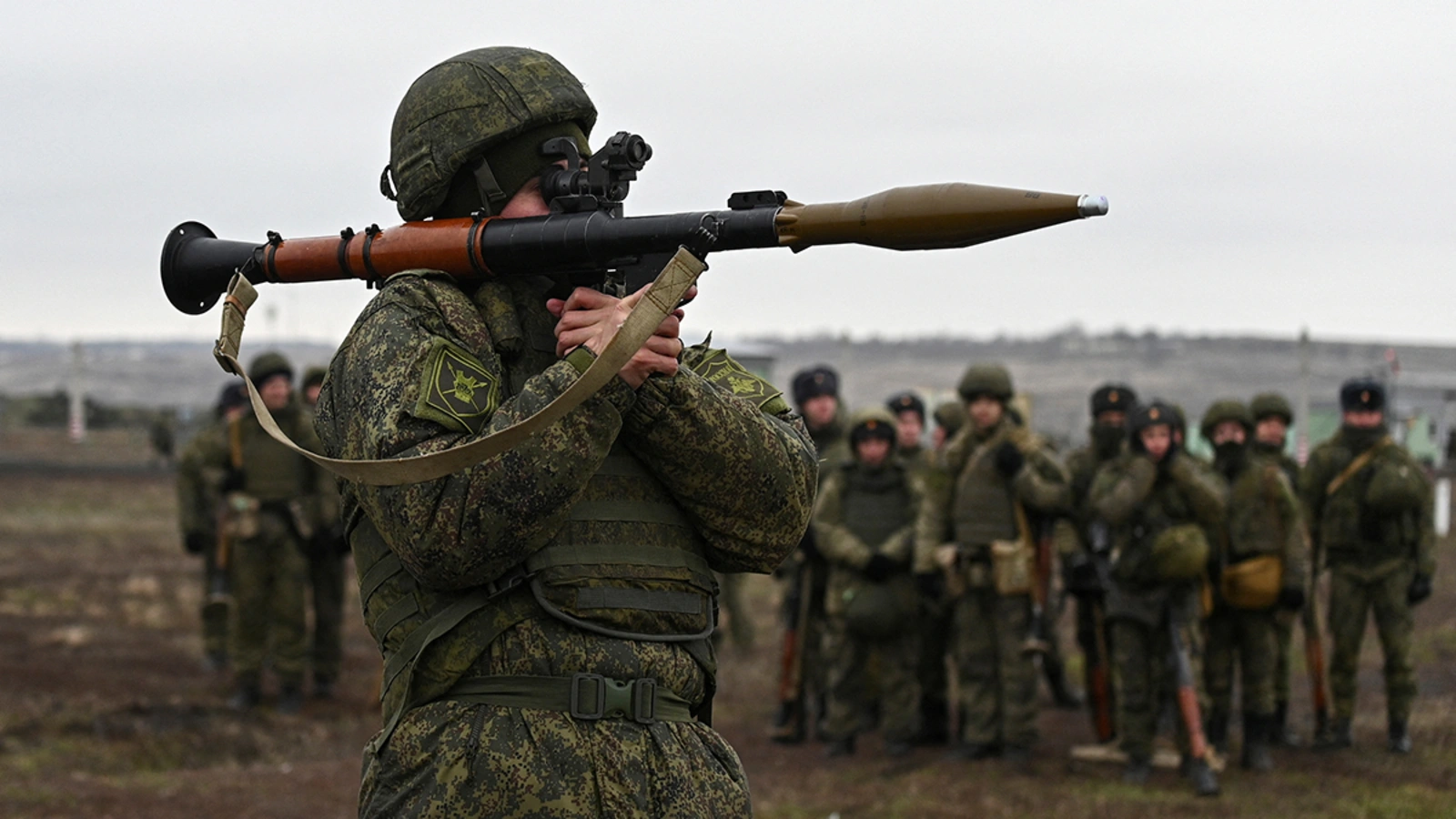Ukraine-Russia war heats up: Battlefield gains and economic blows