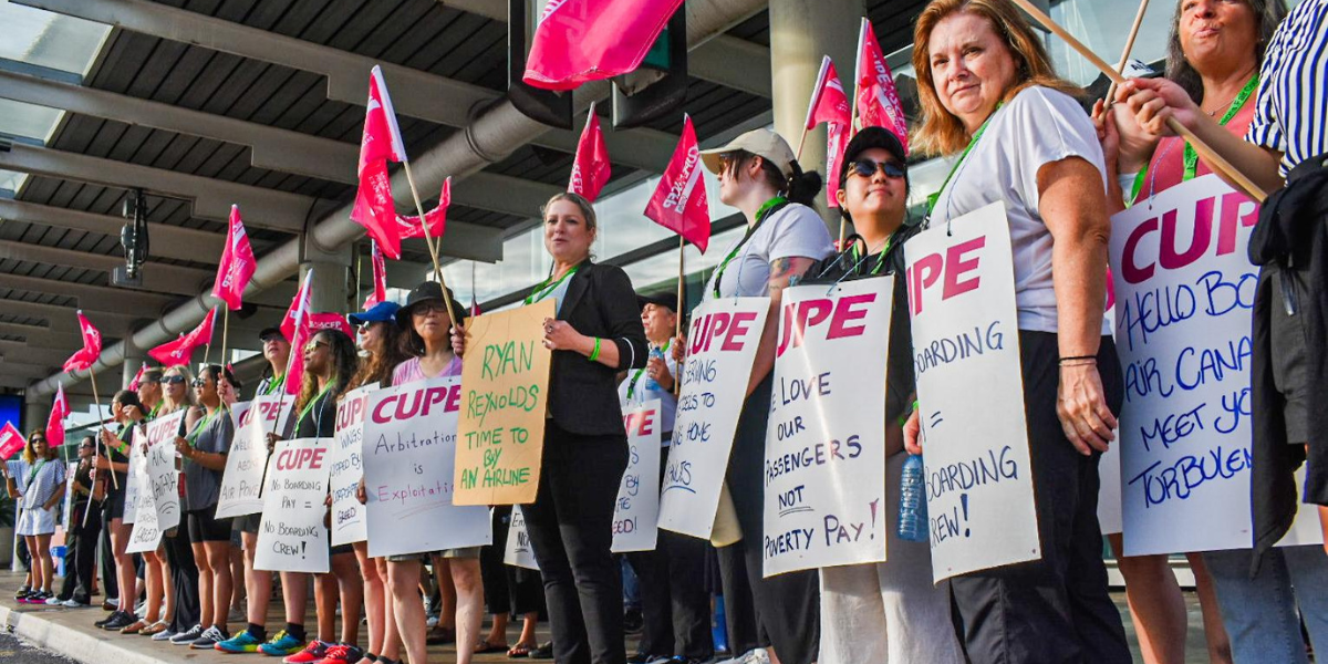 Air Canada flight attendants defy government order, continue on strike