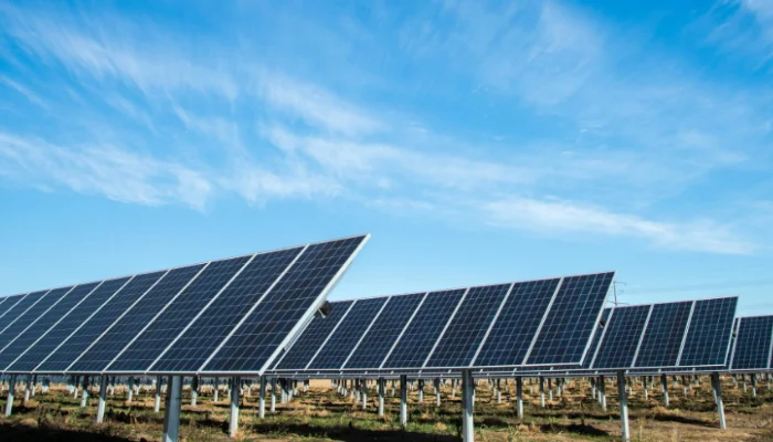 Pakistan’s Fossil Fuels demand declines as Solar Energy gains momentum