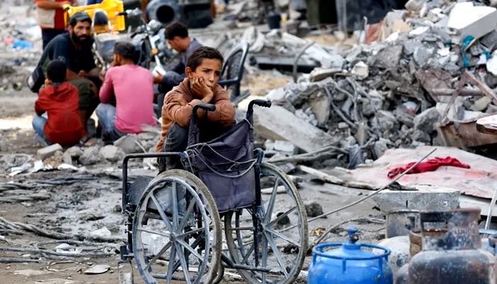 Israel kills Palestinian in Gaza city as Hamas returns bodies of three captives