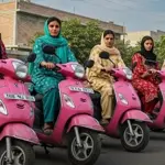 Sindh Govt launches Pakistan’s First EV pink scooters for women with driving licenses