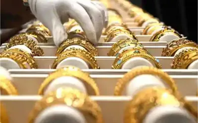 Gold price increases by Rs 5,900 per tola