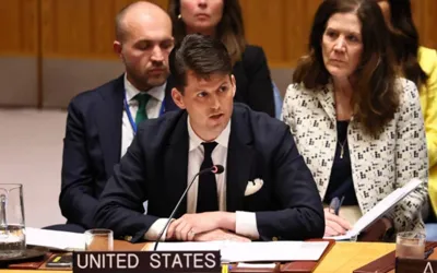 US warns Iran of consequences for targeting Americans and bases