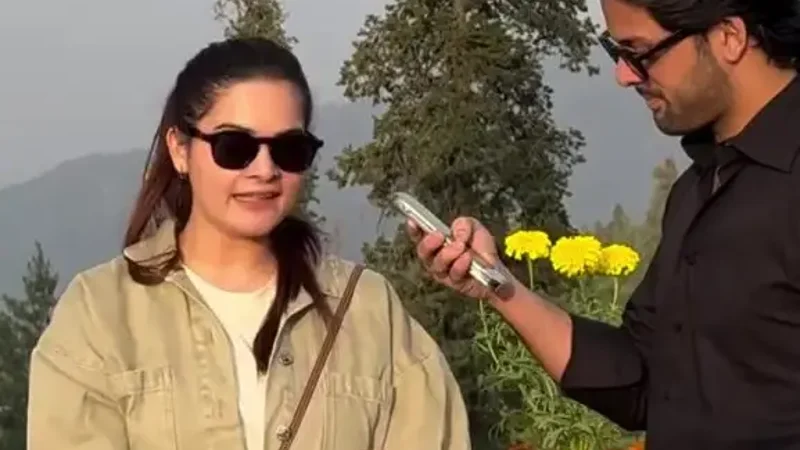 Minal khan