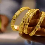 Gold prices drop by Rs 3,800 per tola in Pakistan