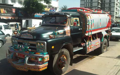 Man dies after being hit by water tanker in Korangi