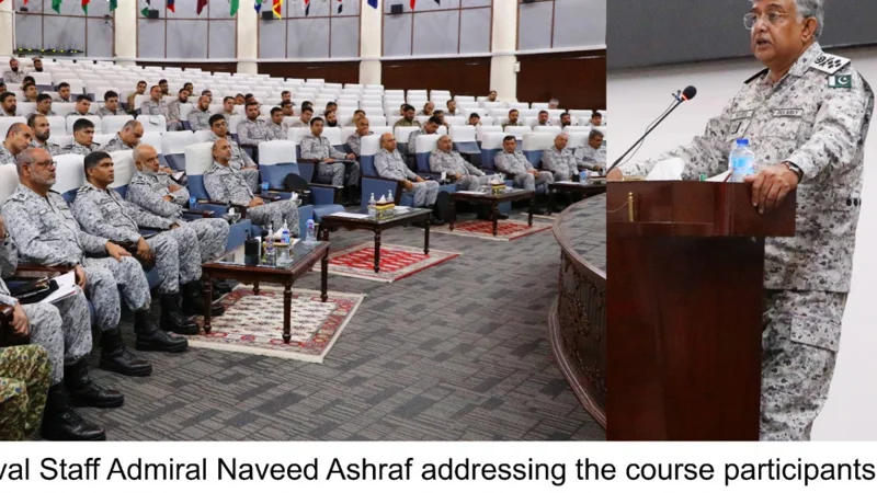 Naval Chief addresses participants at PN War College Lahore
