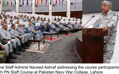 Naval Chief addresses participants at PN War College Lahore