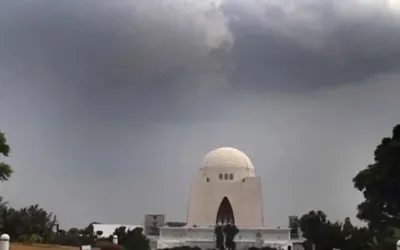 Karachi faces grey sky with light rain today