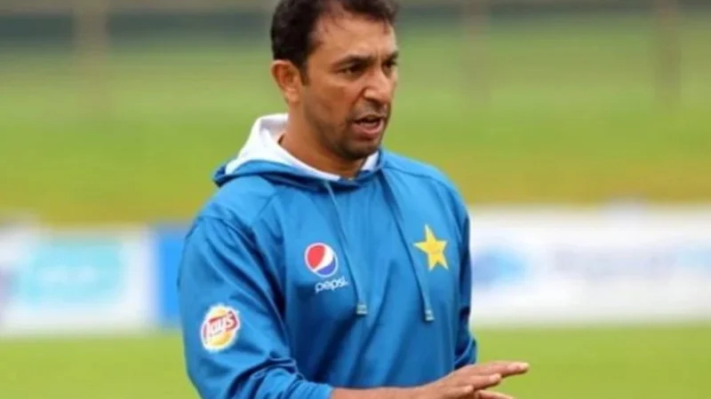 Azhar Mahmood appointed acting red-ball coach
