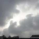 Light rain expected in Karachi amid humid conditions