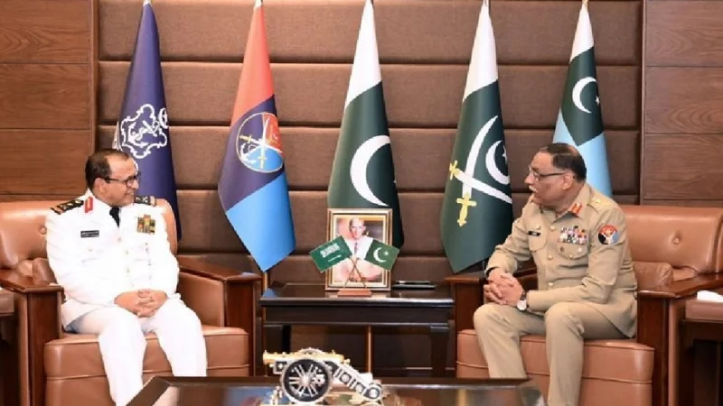 Saudi Naval Chief calls on CJCSC Gen Sahir Shamshad
