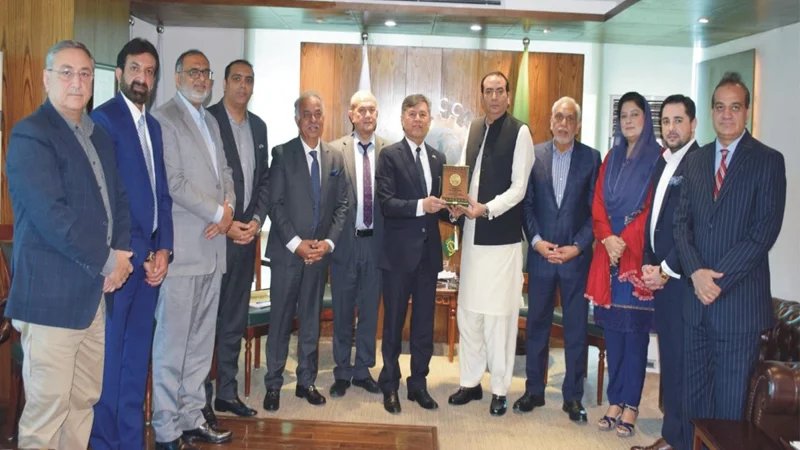Uzbek Ambassador Oybek Arif Usmanov calls on FPCCI President Atif Ikram Sheikh