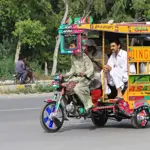 LHC hints to seal Chingchi rickshaw manufacturing factories