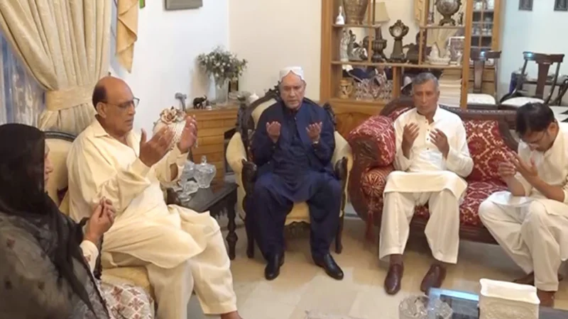 President visits family of Squadron Leader Usman Yousaf Shaheed for condolence