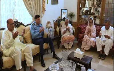 Air Chief visits residence of Sqn Ldr Usman Yousaf Shaheed for condolence