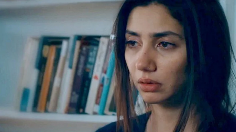 Mahira Khan faces harassment in promotional event in London