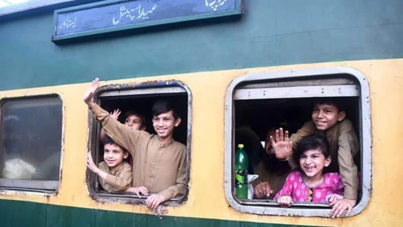 Pakistan Railways decides to run five Eid special trains