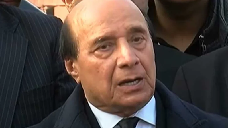 FotoJet (52)IHC allows Latif Khosa to travel abroad