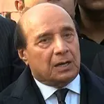 IHC allows Latif Khosa to travel abroad