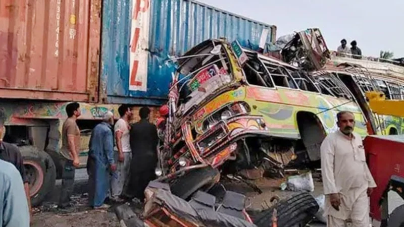 12 died, 20 others injured in deadly accident in Karak