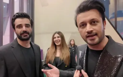 Atif Aslam shares heartwarming anecdote about Hamza Ali Abbasi from their Hajj trip