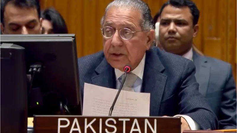 Pakistan calls for resolving Yemen conflict through dialogue