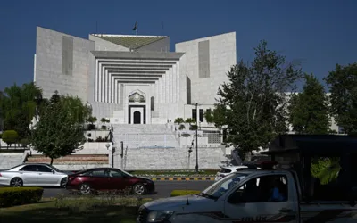 Federal Govt to challenge SC’s full bench formation order