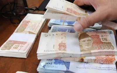 FIA busts gang running illegal currency exchange