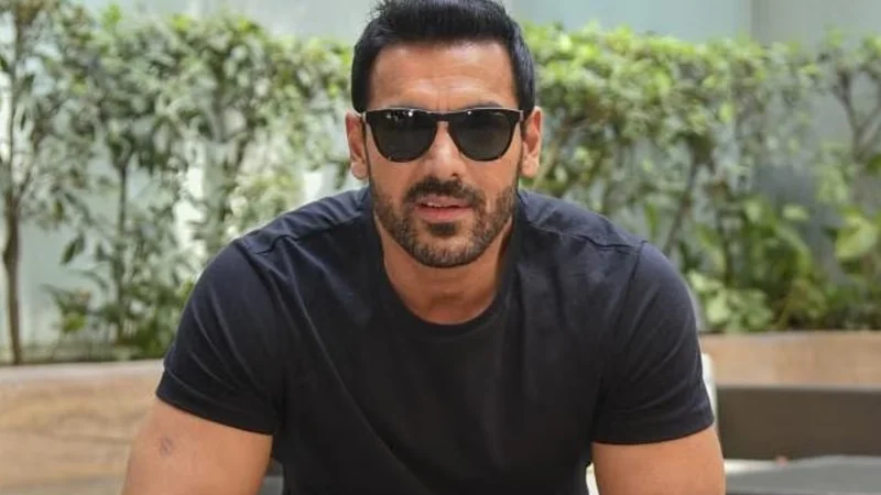 John Abraham criticizes Bollywood actors for inflated fees and entourage costs