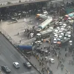 Protestors block Karachi's Qayyumabad Chowrangi as water crisis persists
