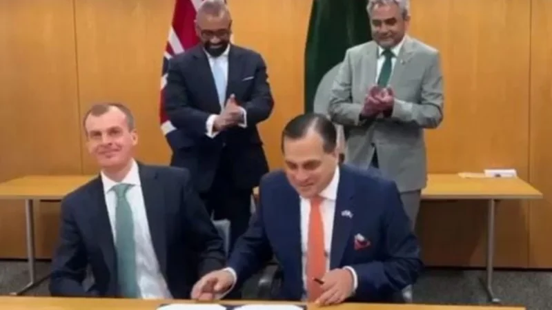 Pakistan and UK sign LOI, join forces to combat crime and strengthen ties