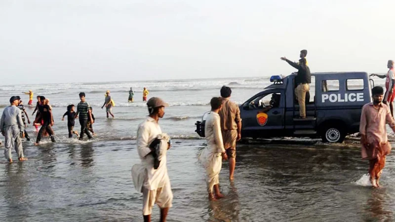 Commissioner imposes ban on Karachi beaches under Section 144