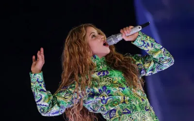 Shakira hypes up FIFA world cup opening show with her performance
