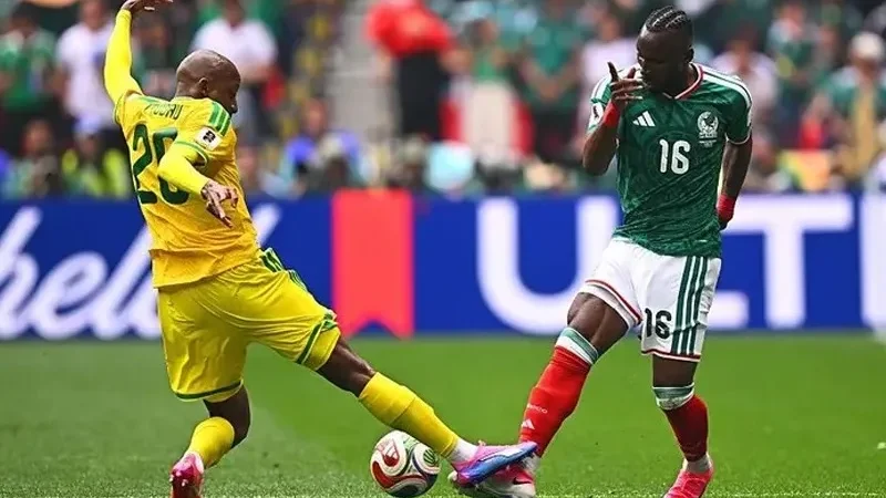 Mexico beat South Africa