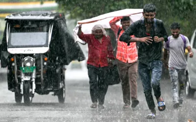 Monsoon ends heatwave in India