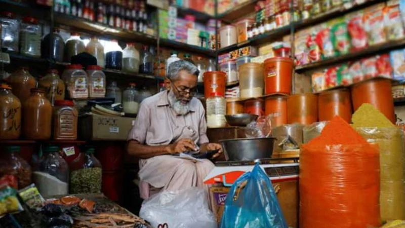 Govt gearing up to impose tax on 3.6 mn retailers: sources