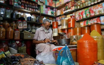 Pakistan targets small retailers, digital economy in new budget