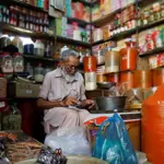 Pakistan targets small retailers, digital economy in new budget
