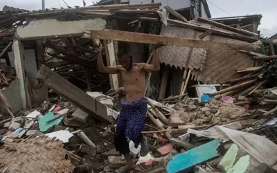 Central Indonesia shaken by 6.7 magnitude earthquake