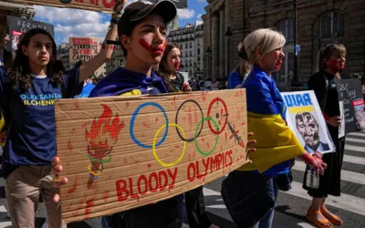 Paris hosts peaceful pre-Olympic protest to honor fallen Ukrainian athletes