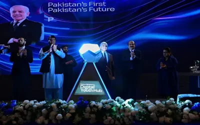 PM Shahbaz digital youth hub expands reach to over 800,000 users, empowering Pakistan youth
