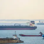 Oil tanker rates in Gulf nearly double as export demand rises