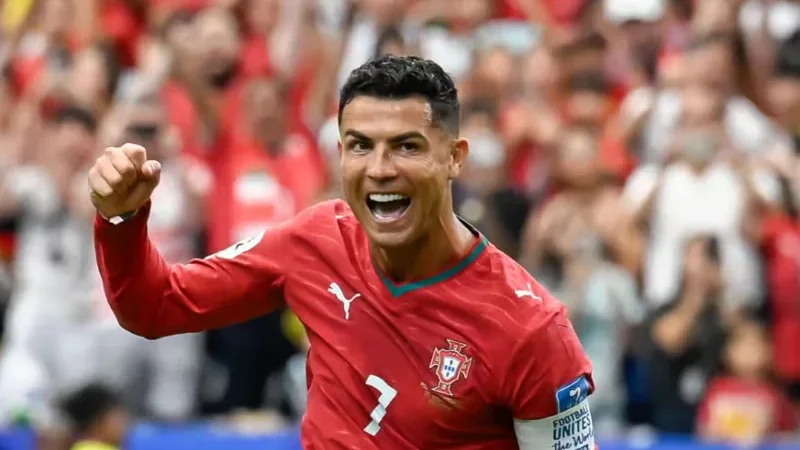 Ronaldo becomes