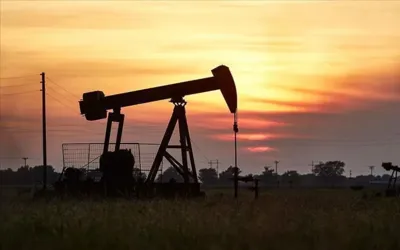 Oil prices fall 3.2% as supply fears ease in Strait of Hormuz