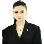 Aima Baig Faces Public Criticism Over Recent Jewelry Campaign